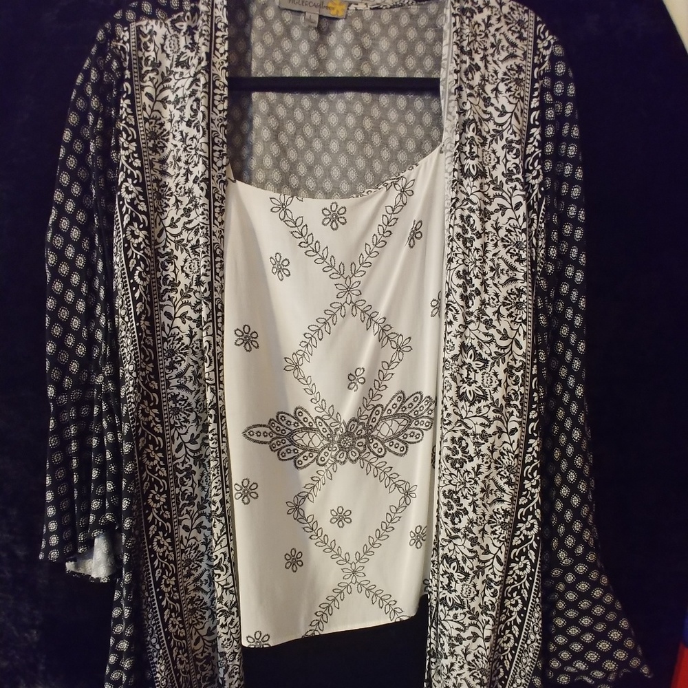 Cute tank Infuse dress shirt